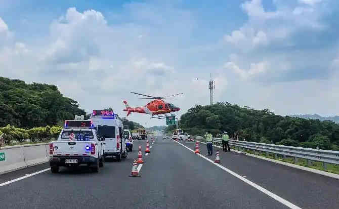 公安高速公路汽车救援案例